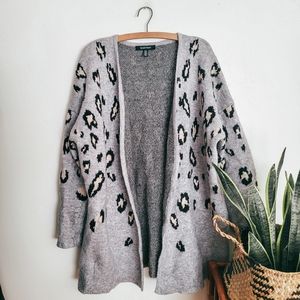 Ellen Tracy leopard print oversized open cardigan